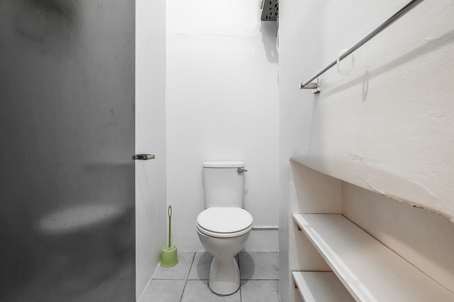 To Let 9 Bedroom Property for Rent in Maitland Western Cape